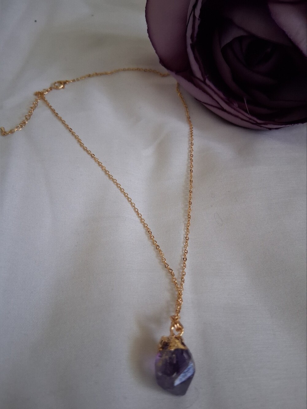 GOLD PLATED CHAIN NECKLACE WITH PURPLE AMETHYST PENDANT